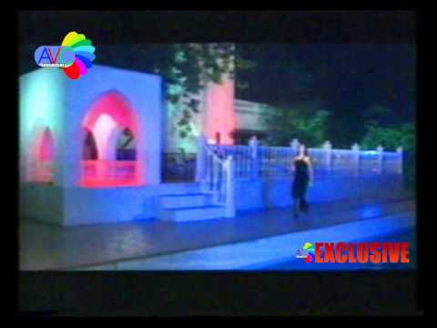 ليلى نظمي بتعدي