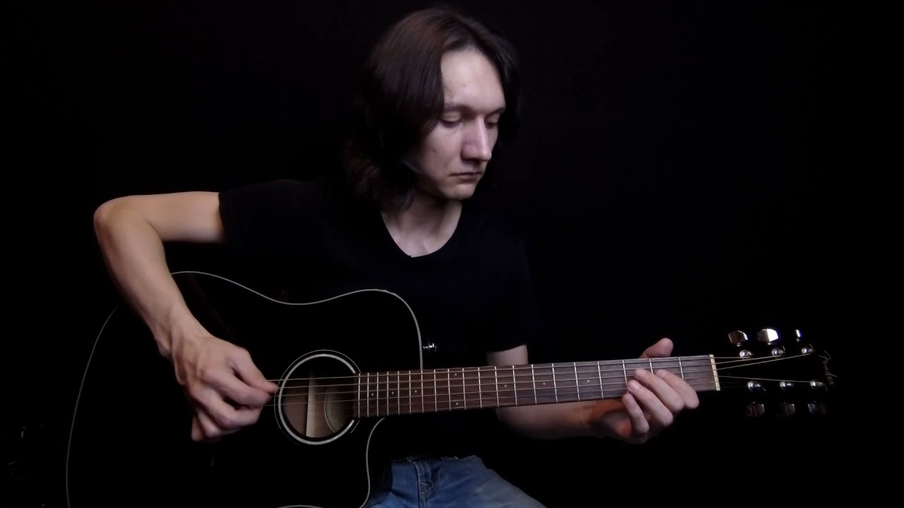 Ария Соло. Маврин с акустической гитарой.