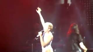 Miley Cyrus - A5 Belts
