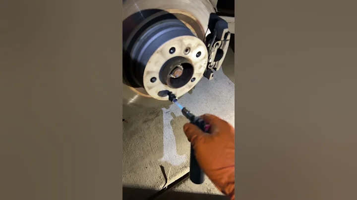 GOT A STUCK LUG NUT OR BOLT?Life Hacks!! It Worked!!