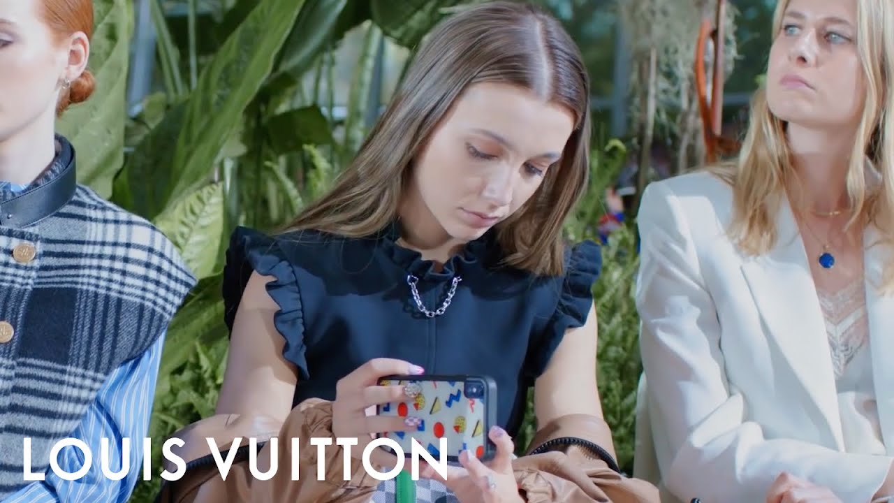 Emma Chamberlain for the Louis Vuitton Cruise 2020 Show | LOUIS VUITTON