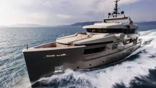 TOP 10 Superyacht Aft Decks, Yachting Tragedy Onboard Sailing Yacht, The New 'CACOS V' & much more