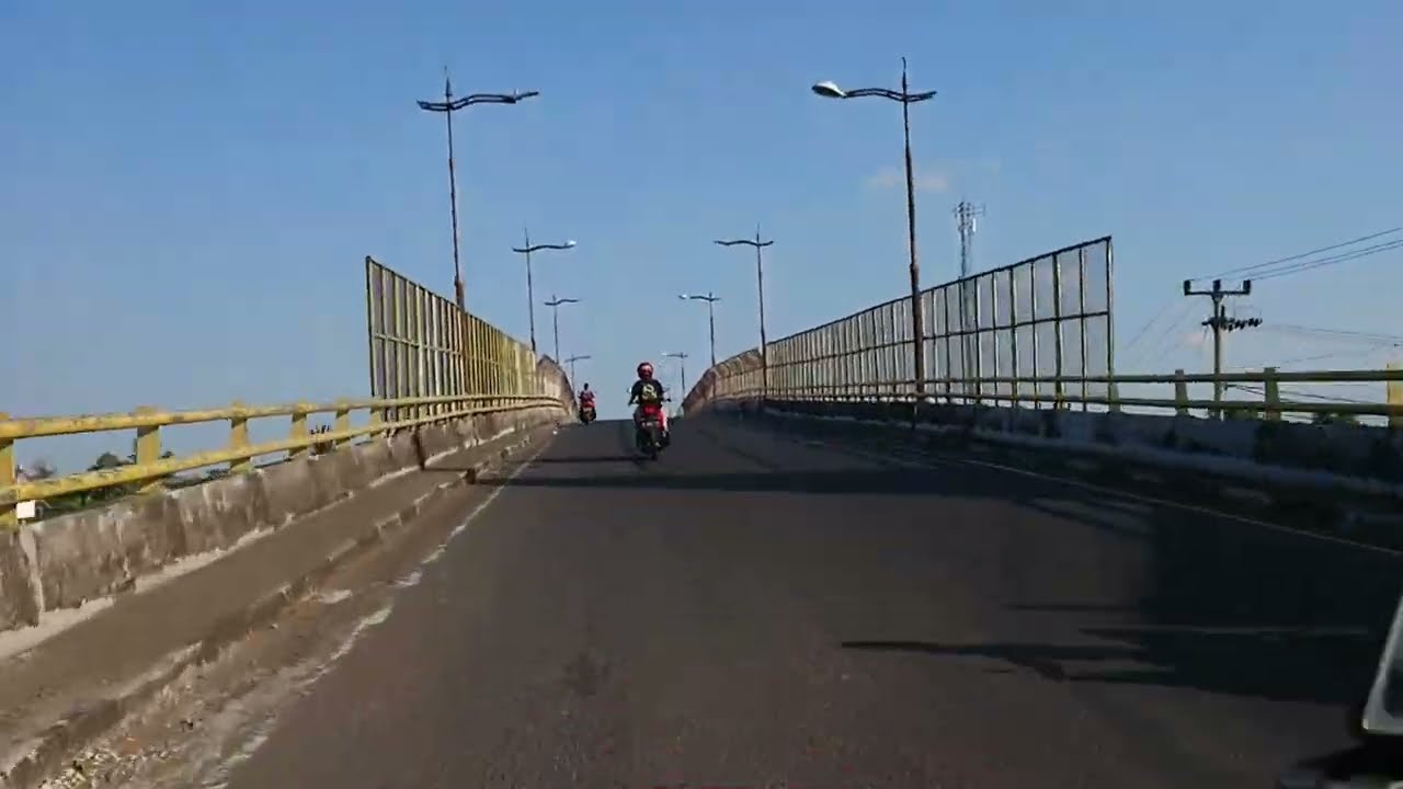 🛑 suasana kota kecil di ujung jawa barat - alun alun langensari kota banjar