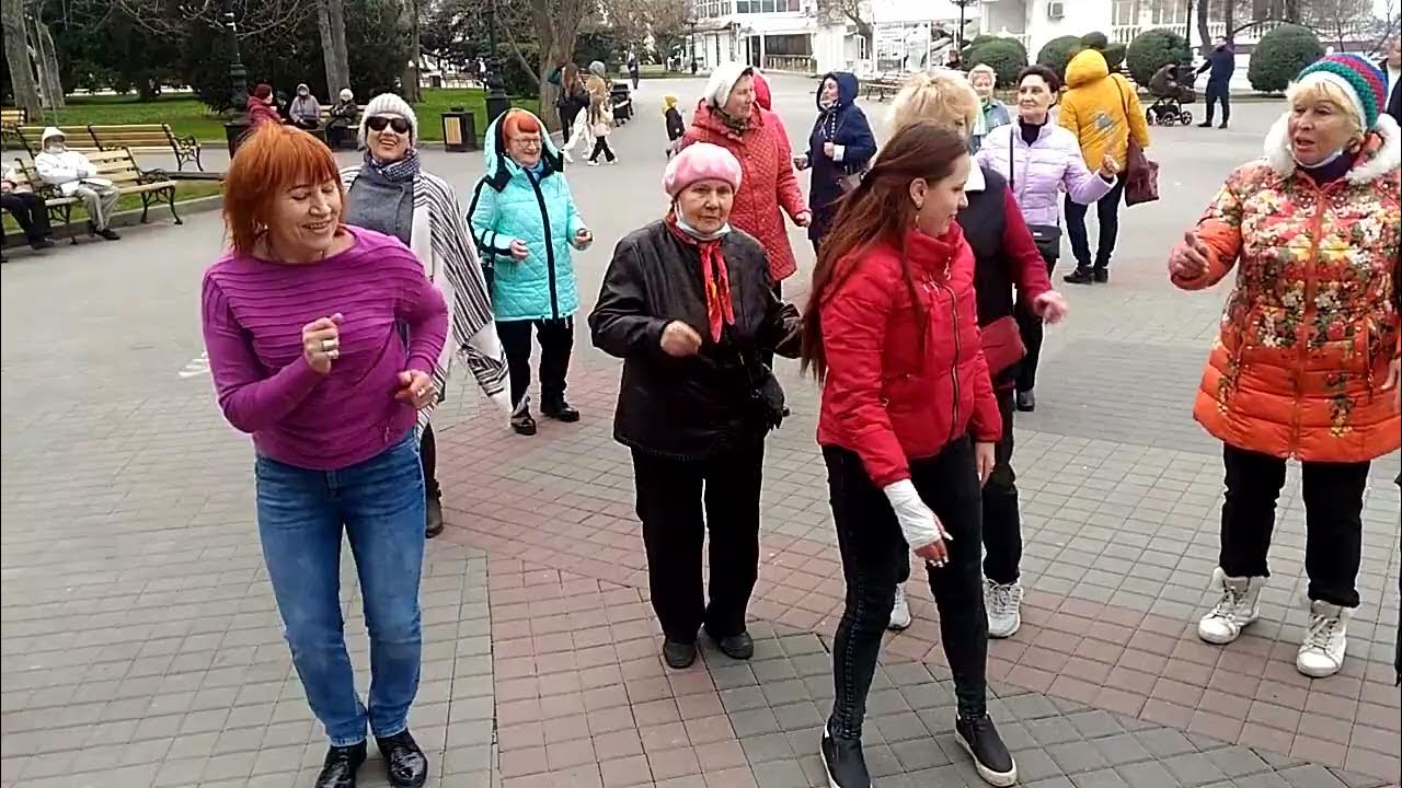 Танец ступак