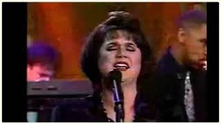 Watch Linda Ronstadt Anyone Who Had A Heart video