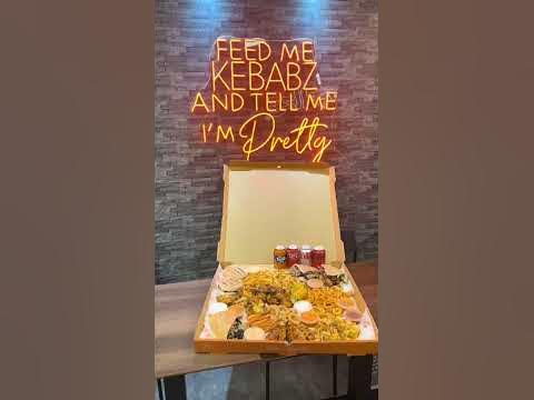 Can You Conquer the UK's Largest Munchy Box? 🍔🍕🍟 - YouTube
