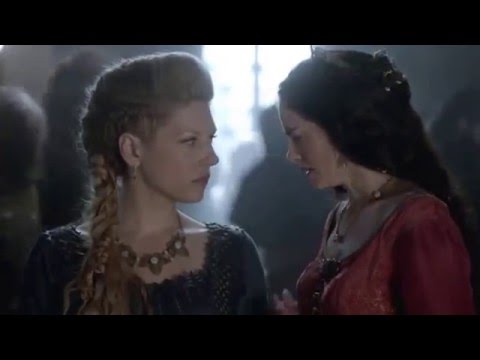 Kwenthrith kisses Lagertha