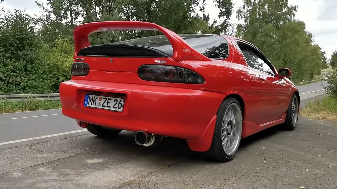 My girlfriends Mazda MX-3 V6 KLZE exhaust sound headers + catback