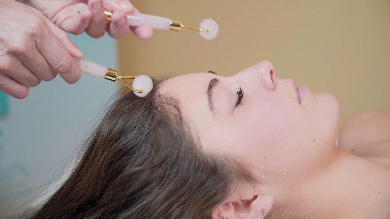 METODO MARINA CHINCHERINI. ROSE CRYSTAL MASSAGE CON IL QUARZO ROSA