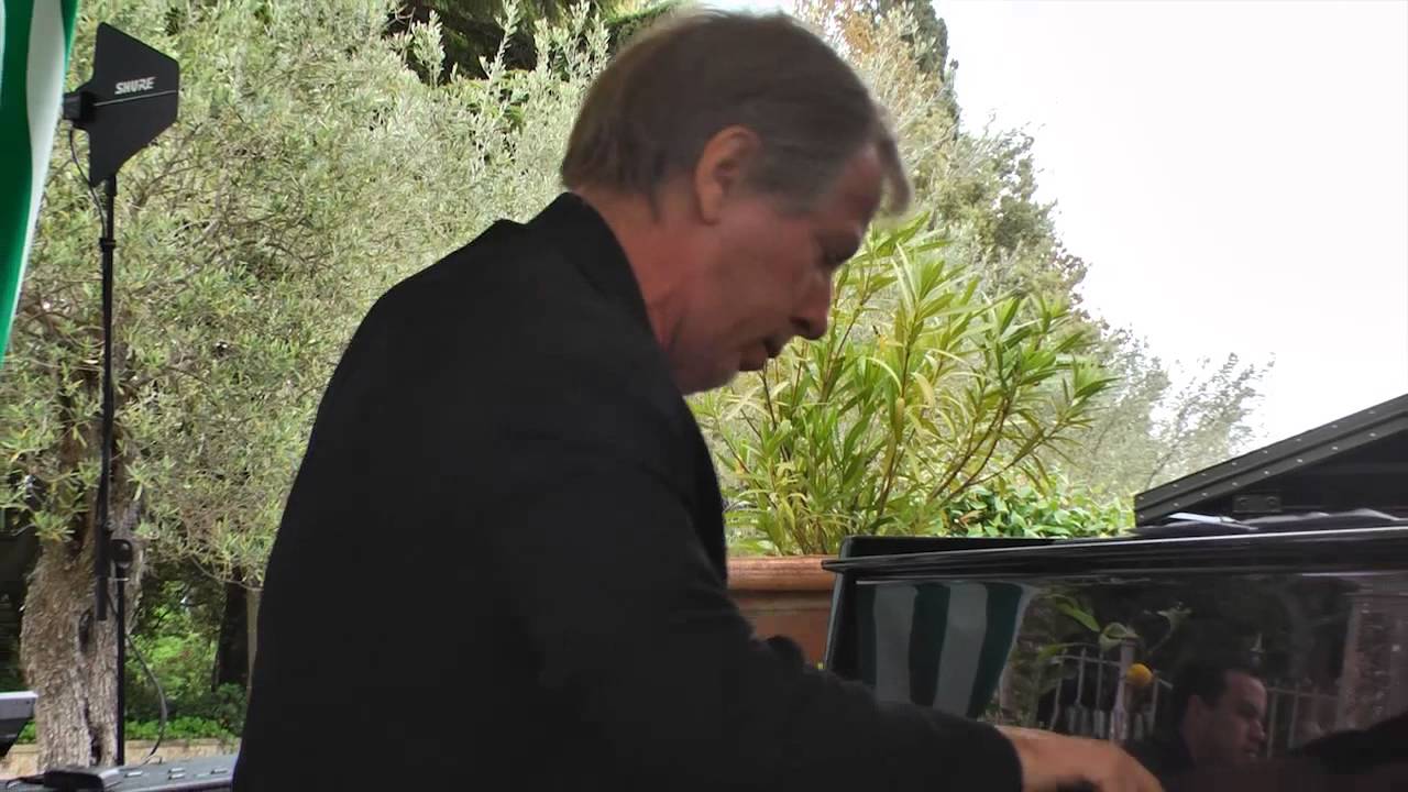JAMESSUCKLING.COM - Top Cuban Pianist Ernán López-Nussa performs in Tuscany