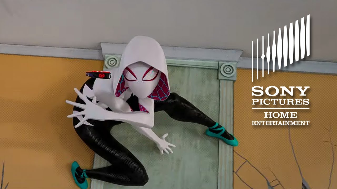 Special Features “Spider Gwen"