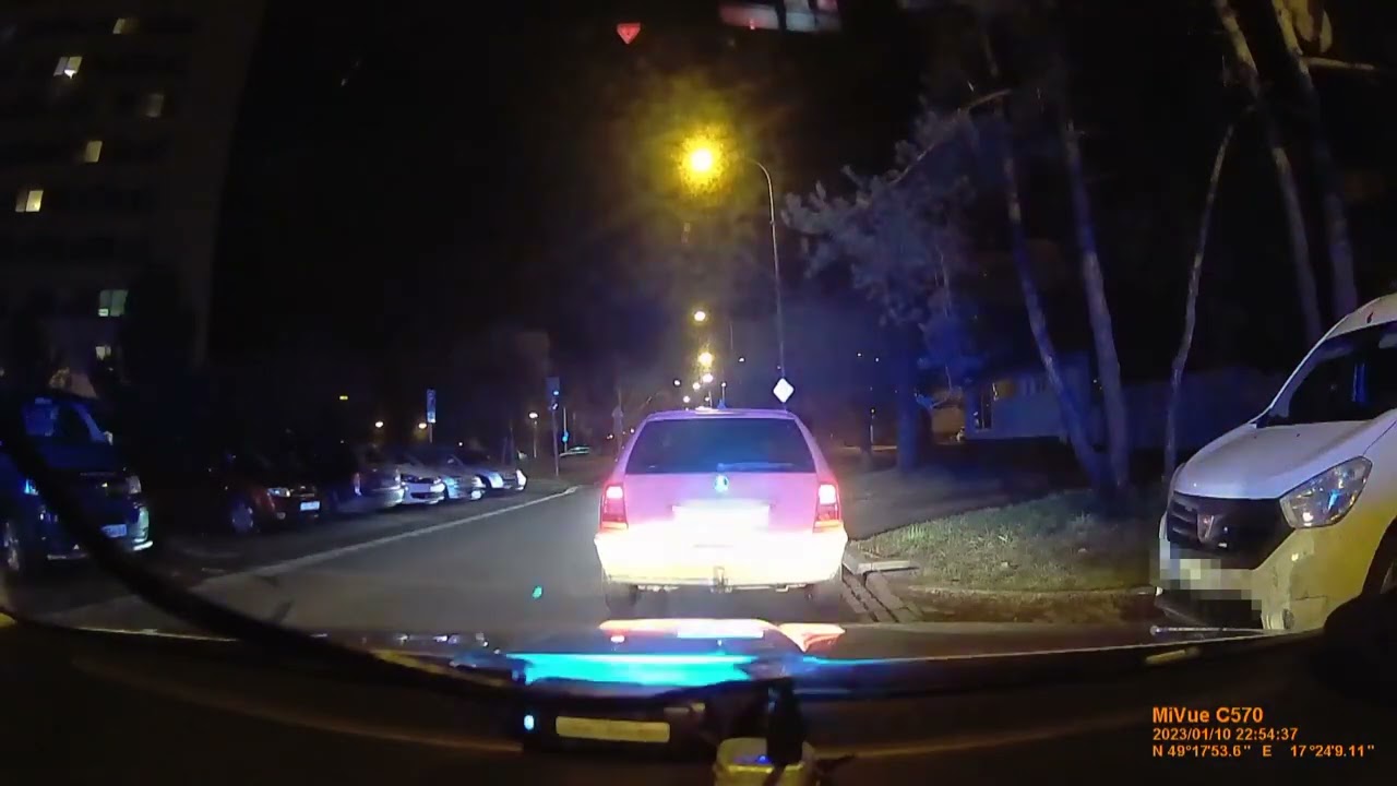 Policie ČR: Pod vlivem drog a snažil se utéct.