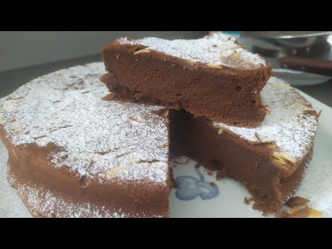 Video: Chocolate Cov Ncuav Qab Zib Nrog Pears