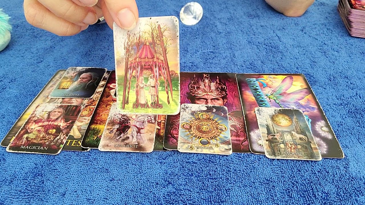 LIBRA - AUGUST 2021 THEY DO SEE YOU IN THEIR FUTURE, LIBRA! 💕👀 ⚖ TAROT READING