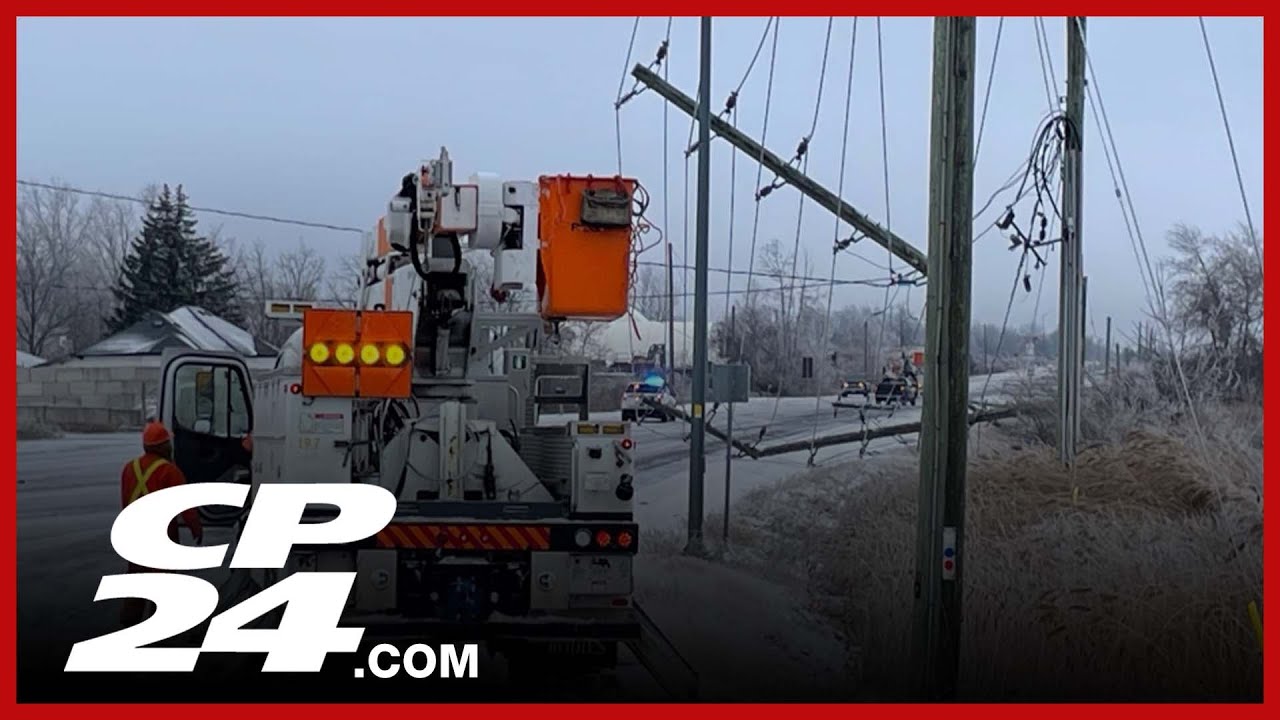 Hydro crews working to restore power across the province - YouTube