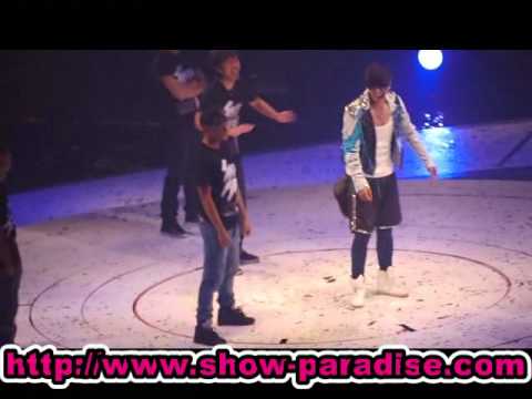 【秀樂園】‎2011-07-11 一萬零一夜演唱會 - 香港場 《愛瘋頭》