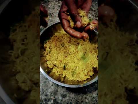 নুডুলস কাওয়ার পাটি #