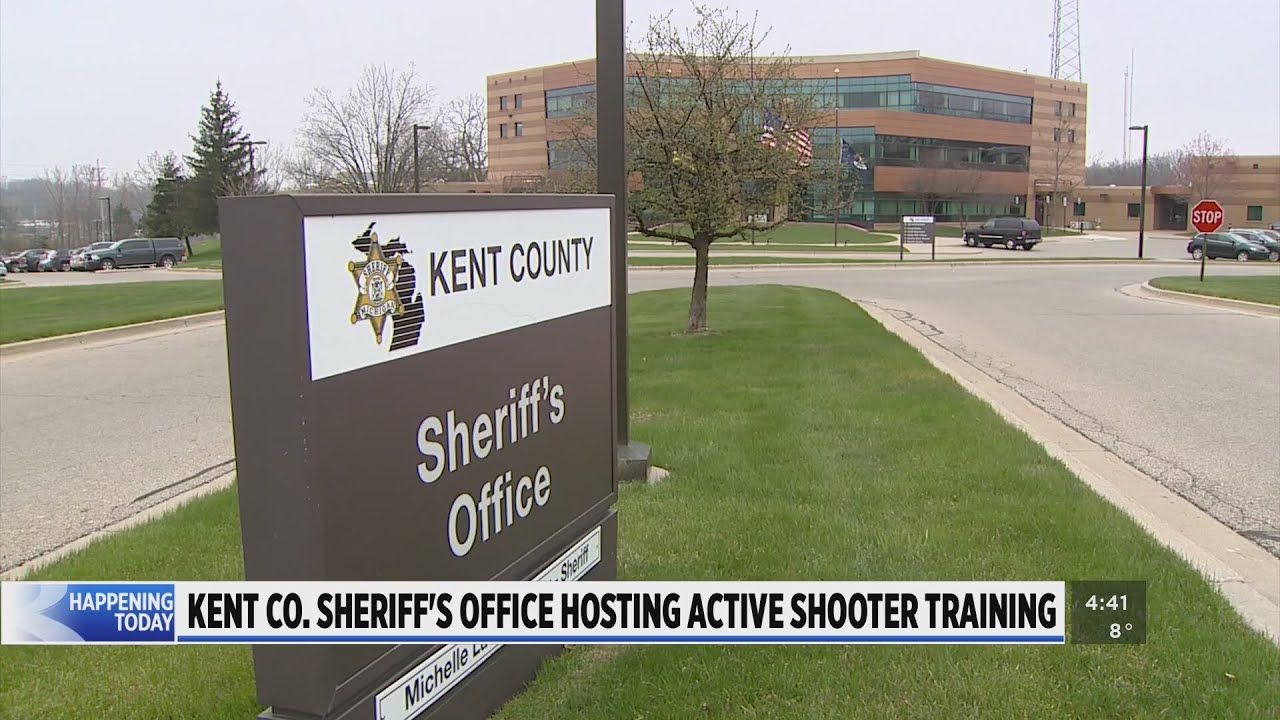 Deputies host public active shooter response training - YouTube