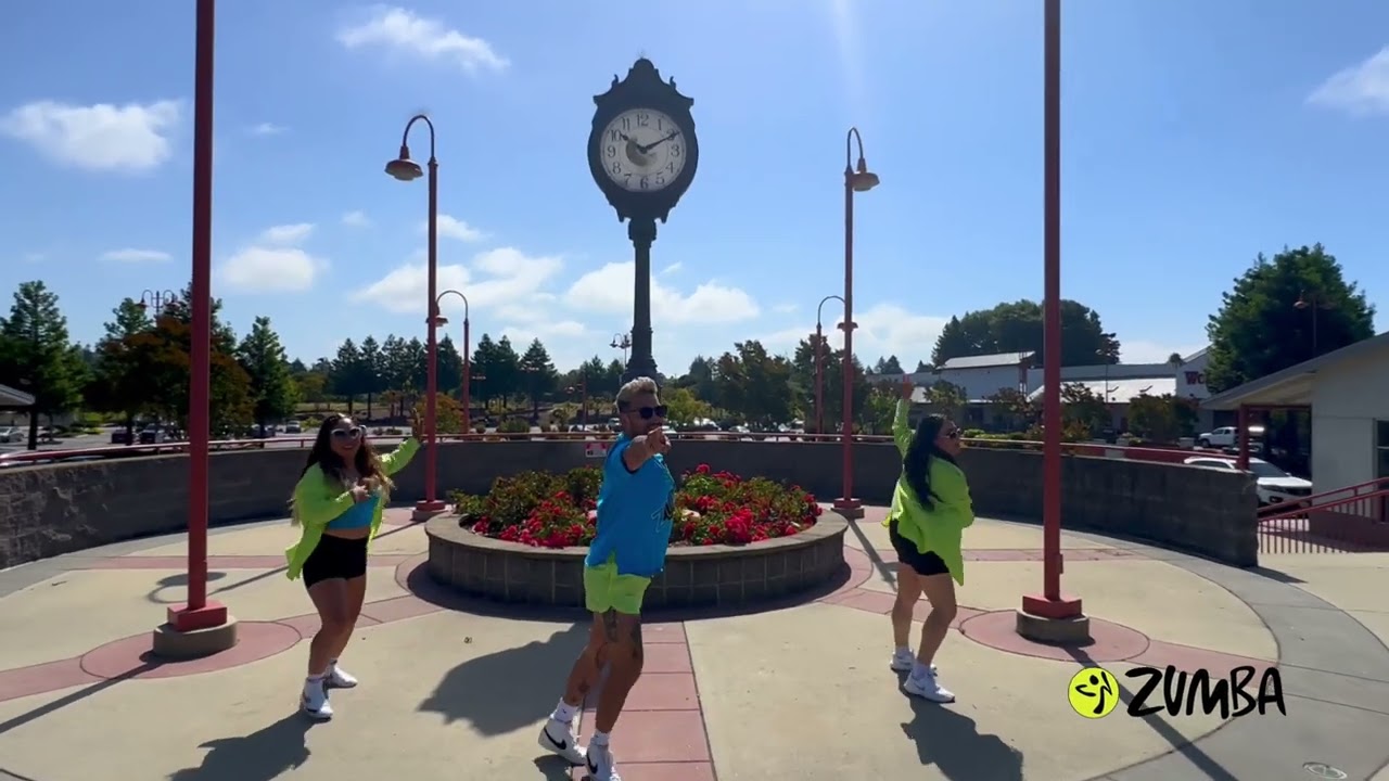 Como Te Voy a Olvidar ✨ - Los Angeles Azules 💙 #dance  #zumbachoreos  #zumba #zumbadance 🫶