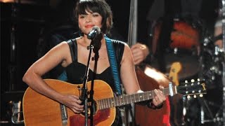 Norah Jones . Burn . Day Breaks . Lyrics