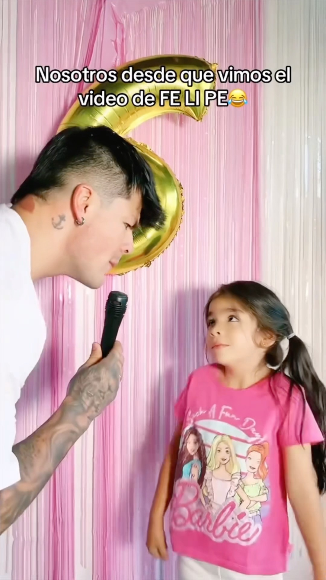 Mi hija y yo imitando a FE LI PE en su cumpleaños?
