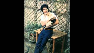 Freddie Mercury Delilah chords