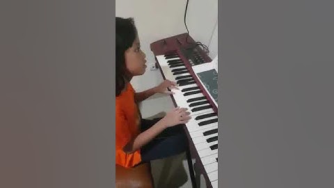 Thumbnail of Yamaha Piano Course, Pianoforte 2, Buzz, Buzz, Buzz