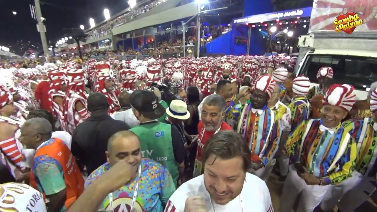 Carnaval 2020: Início do Desfile Viradouro Campeã 2020