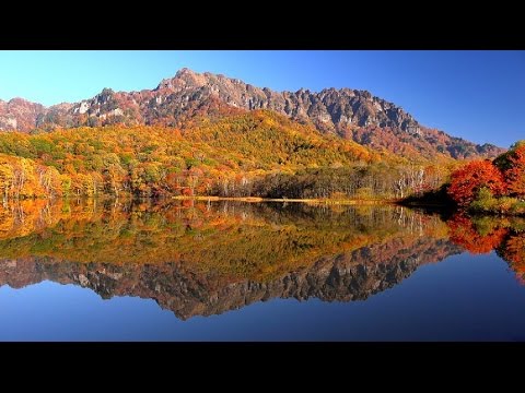 錦絵に染まる紅葉の鏡池から戸隠神社奥社に 4k撮影 Youtube