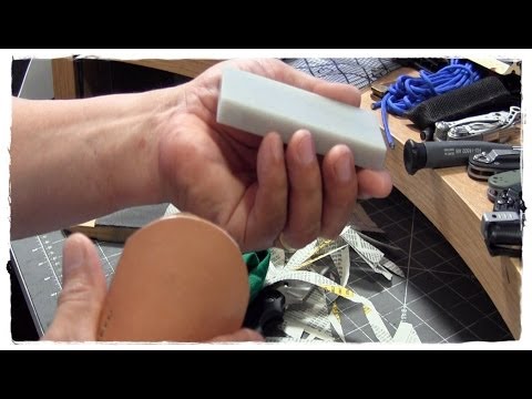 pocket-translucent-arkansas-stone-and-cold-steel-tuff-lite