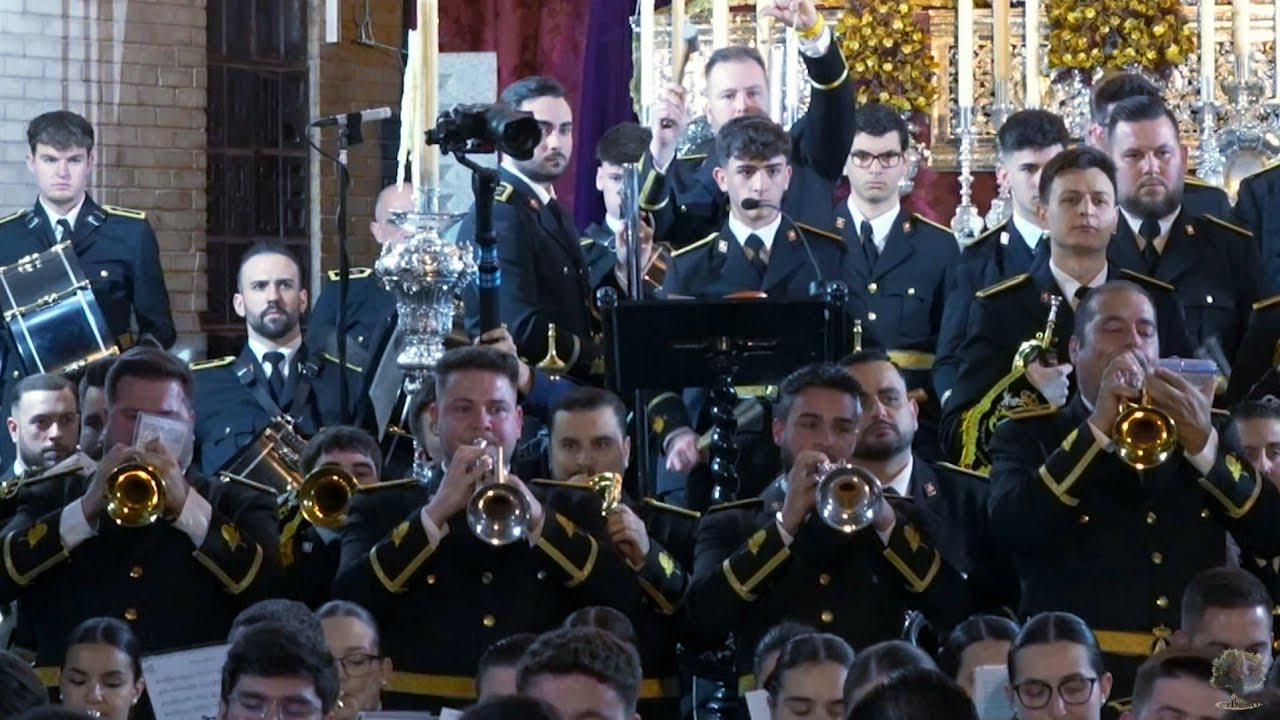 Julia - AM Virgen de los Reyes