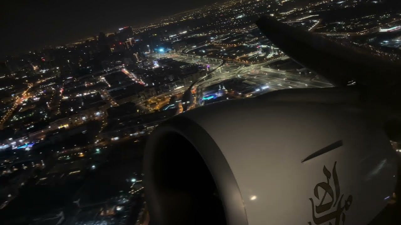 Emirates 777-300ER Night Departure from Dubai | A6-EGX