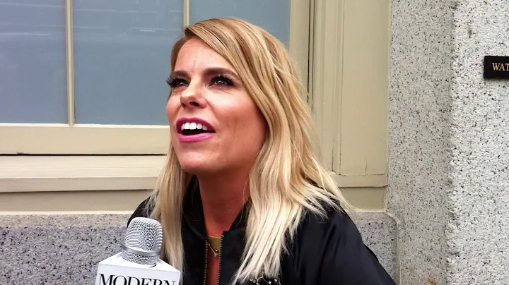 Lindsey Olson and Shelley Gregory Chat Social Media