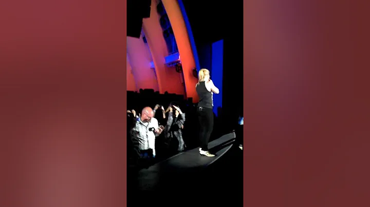 Kelly Clarkson at Hollywood Bowl 7/30/2012