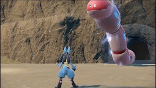 One hitting the Titan Orthworm in Pokemon Scarlet and Violet