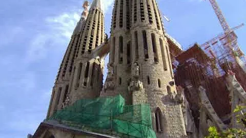 Quante sono le facciate della Sagrada Familia?