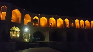 نمایی زیبا از پل تاریخی خواجو اصفهان ایران