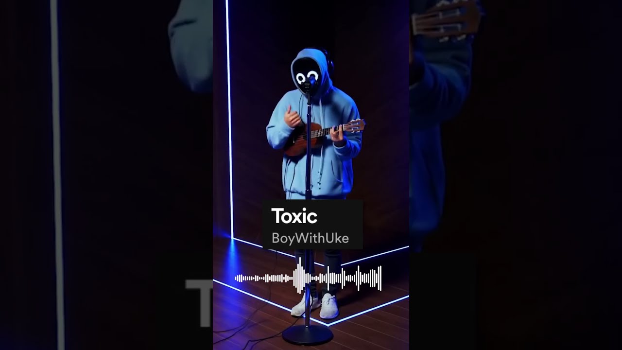 BoyWithUke FINALLY Showed Us His Face 