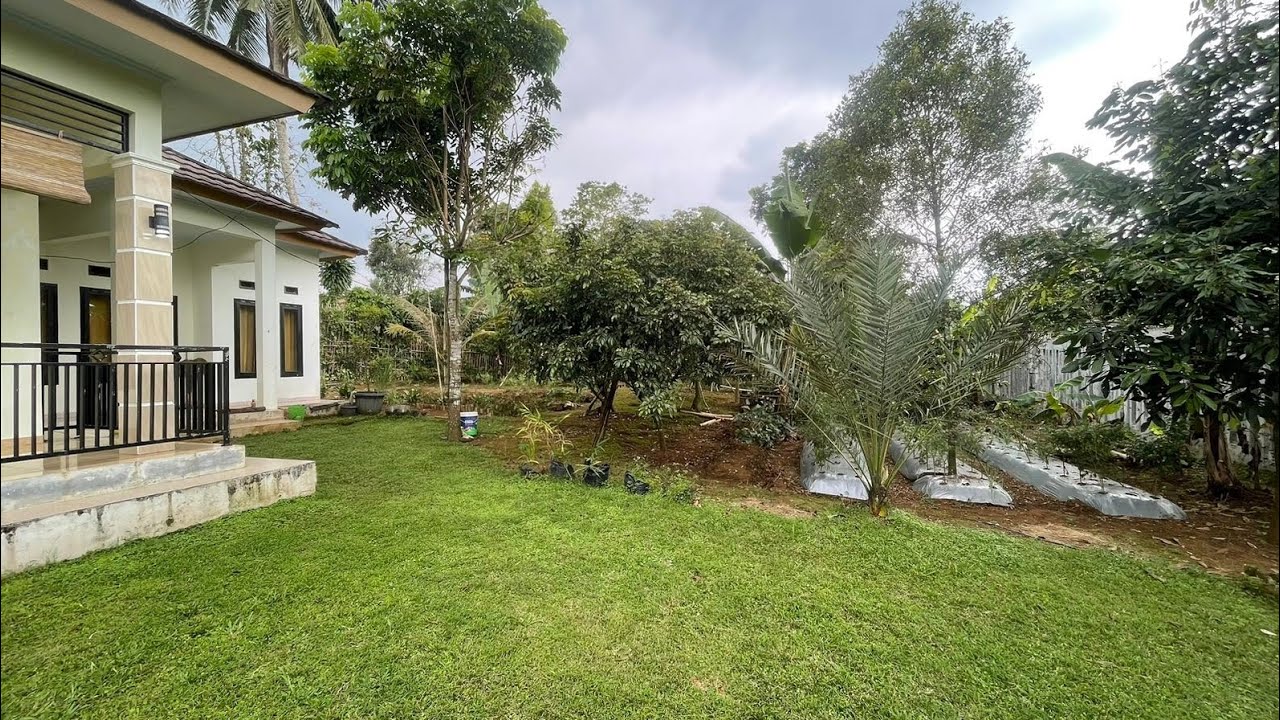 Jual Rumah Villa + Kolam Renang + Kebun Luas Tanah  829 m2 Bojong Purwakarta