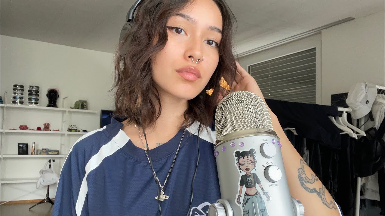 ASMR ☆ Q&A (whisper// age, job, tattoos,…)