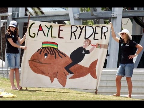 Best & Funny Cricket Banners (Cricket Funny Crowd & Banners)