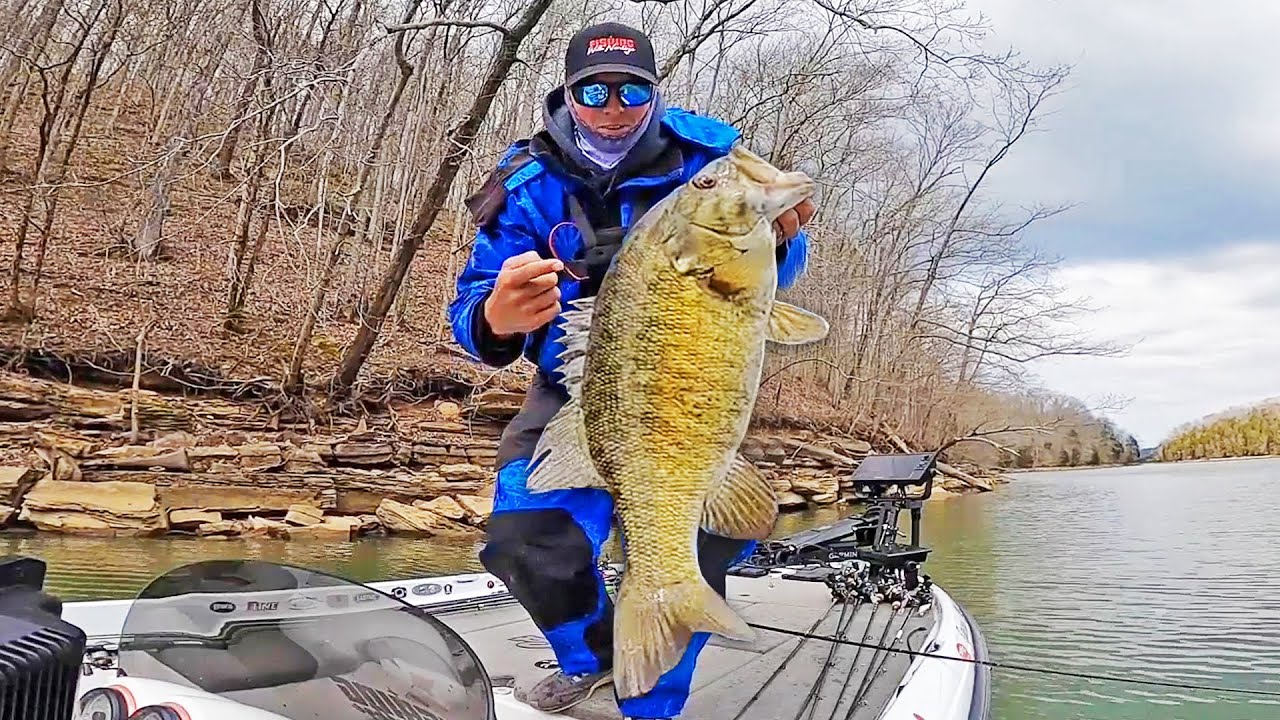 WORLD RECORD SMALLMOUTH are in DALE HOLLOW LAKE! (Prefishing for MLF Toyota  Open) 