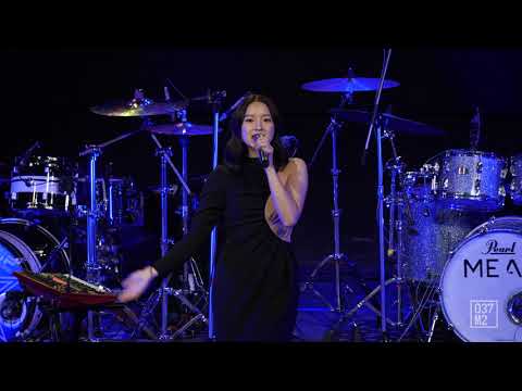 200309 Ink Waruntorn - เกี่ยวกันไหม @ The Guitar Mag Awards 2020 [Fancam 4K60p]