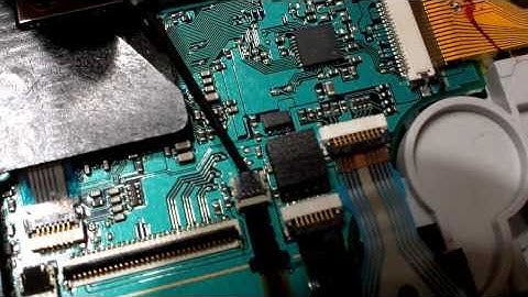 How To Disassemble a PSP 3000 (Part 1 of 3)