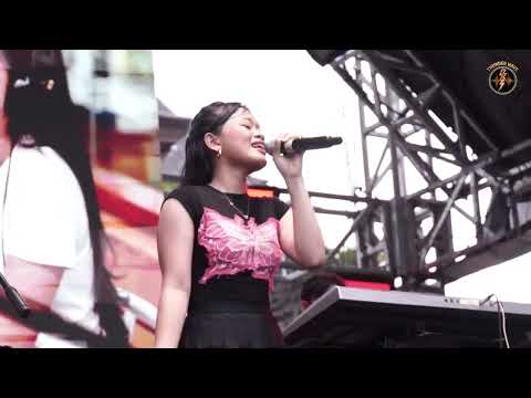 THUNDER WAVE - Sweet Child O' Mine (Guns N' Roses Cover) Live at Momentum XVII FKIK Warmadewa