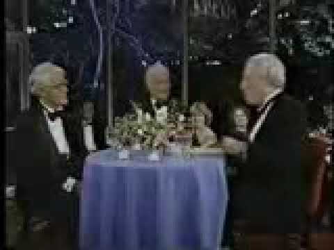 John Templeton & Peter Lynch Discuss Investing Principles | 1991 thumbnail