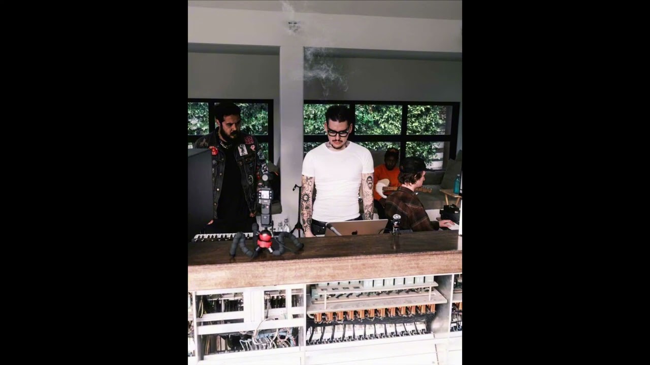 (FREE) Yeat x DonToliver Type Beat - "L0ve"