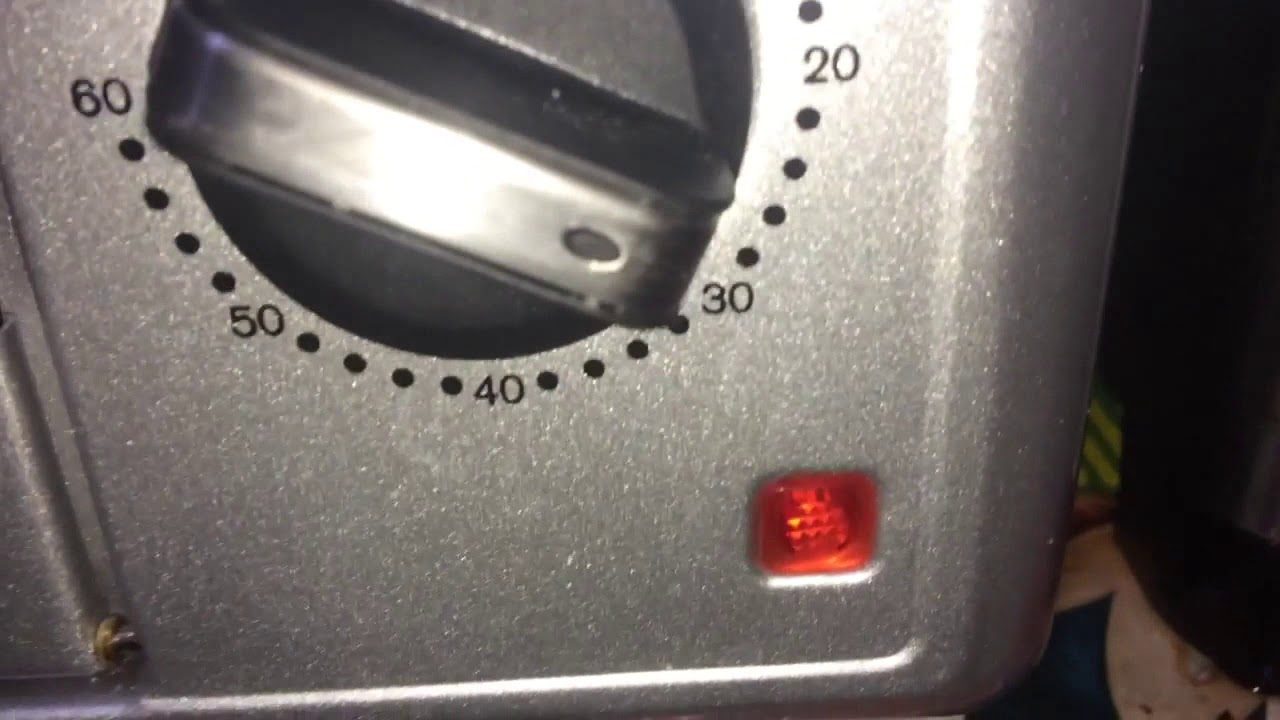Atma grill horno eléctrico hace papas y pollo - YouTube