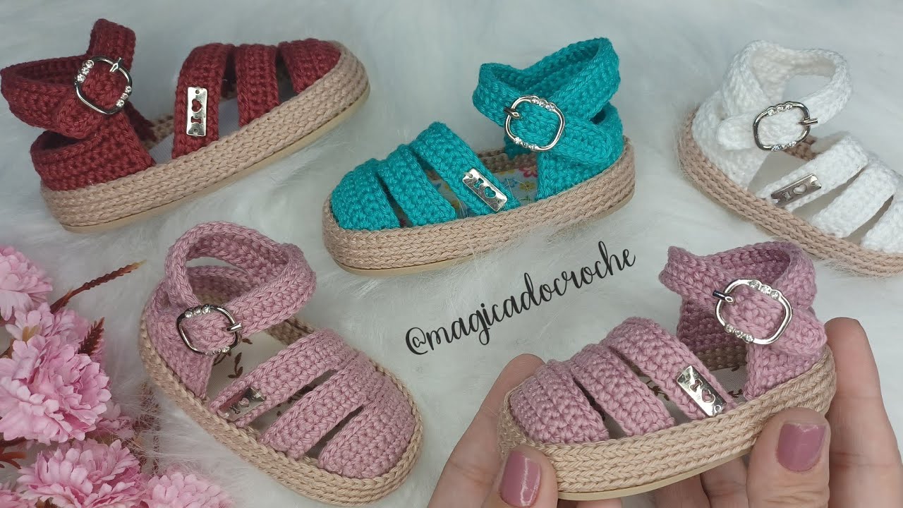Sandália em Crochê - Número 18 (11cm), 17 (10cm), 16 (9,5cm), 15 (9cm) e 14 (8cm)
