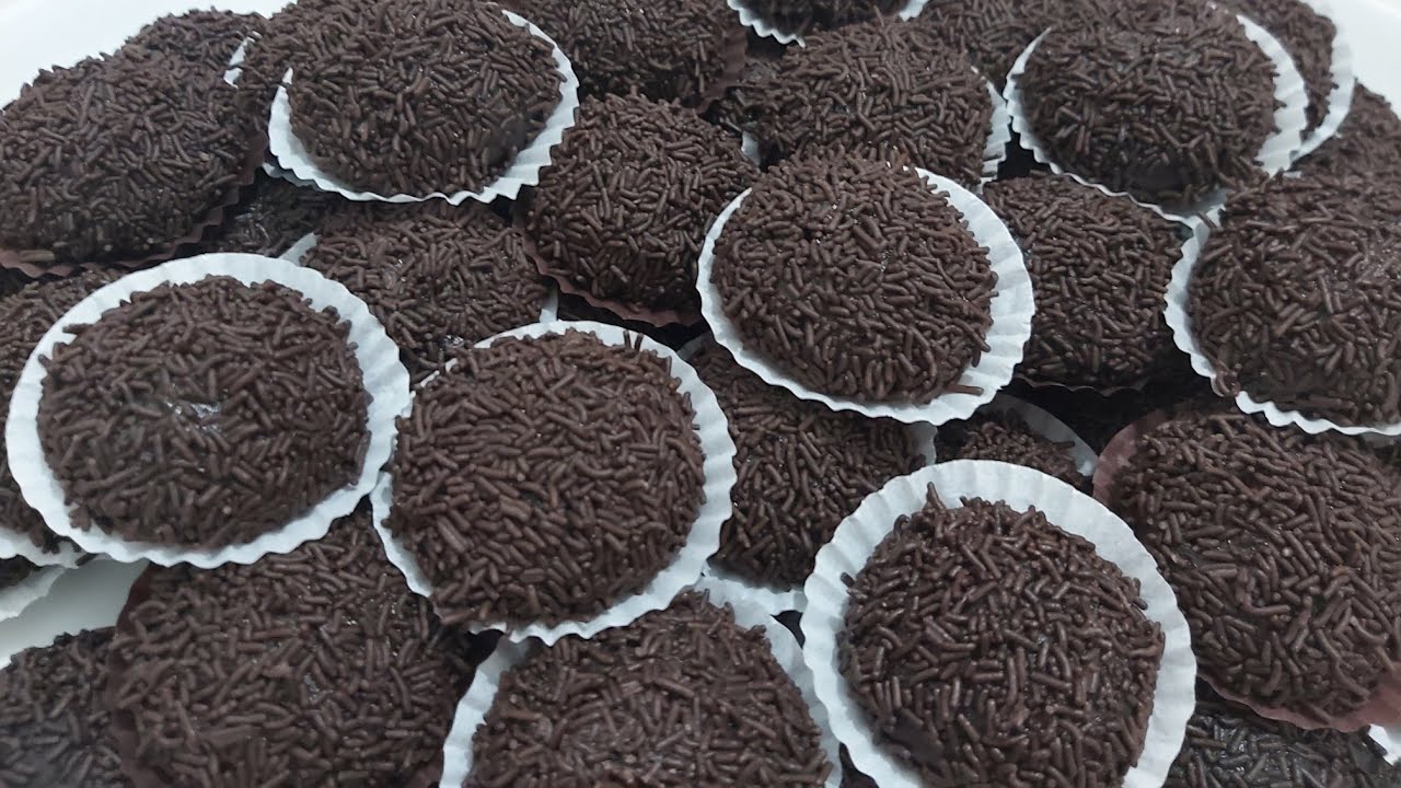 غريبة الفرمسيل ماشي بحال الغريبات/ رطبة بحال الكيكة / رائعة فالذاق كتستحق التجربة